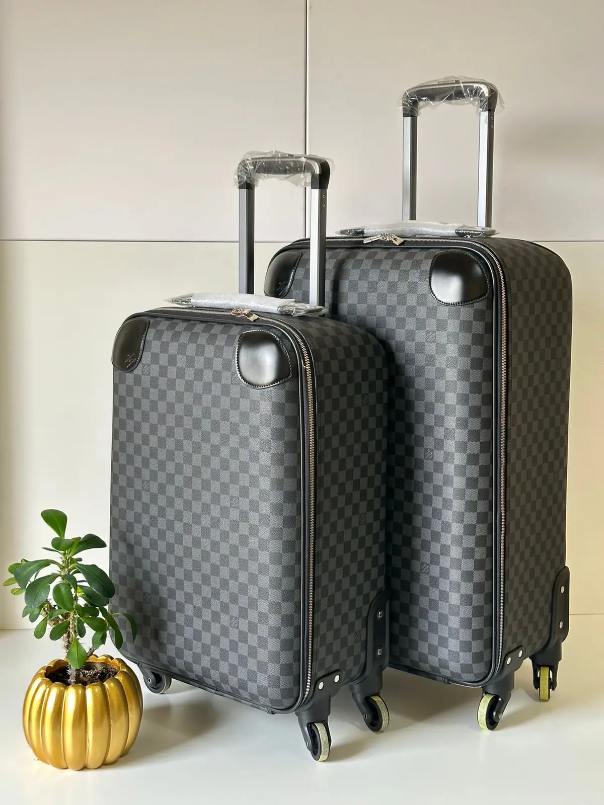 Louis Vuitton Damier Graphite Horizon Luggage – Super Master Quality | Luxury Travel Bag