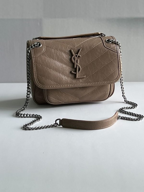YSL 22CM
