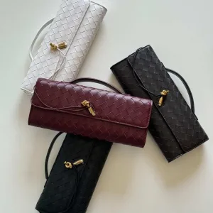 Bottega Veneta Andiamo Clutch