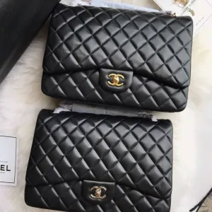 Chanel Classic Flap Bag Maxi Black lambskin leather