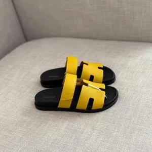 Hermès Chypre slides