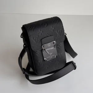 LOUIS VUITTION MEN BAG