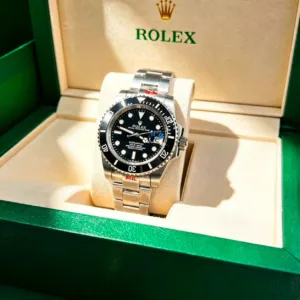 Rolex Submariner Date