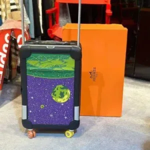 Hermes Cabin