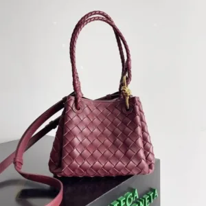 Bottega Veneta Andiamo Bag | Intrecciato Leather Tote | Official