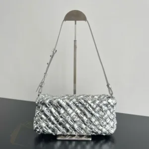 Bottega Veneta Super Master Quality Clutch | Intrecciato Leather Bag