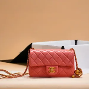 CHANEL Classic Flap Bag Medium Caviar Leather Gold Hardware | Replica Master Quality