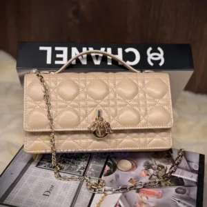 CHANEL Mini Flap Bag Super Master 1:1 Quality Replica | Lambskin