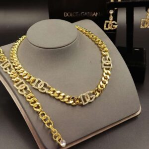 D&G