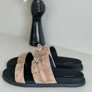 hermes men slides