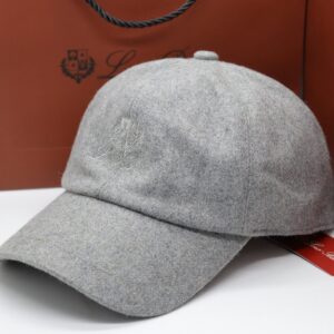 LORO PIANA