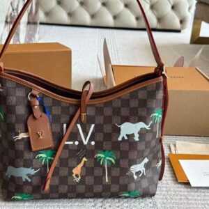 LOUIS VUITTON