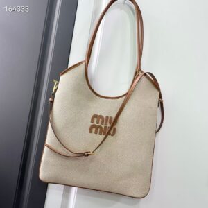 MIU MIU