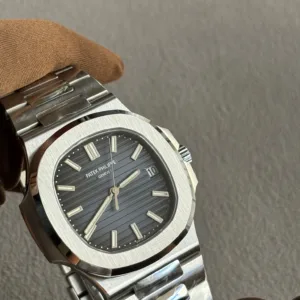 Patek Philippe Nautilus 5711/1A-010