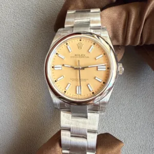 Rolex Oyster Perpetual Stainless Dial 41mm NUOVO 2026 Italia Champagne Beige Giallo
