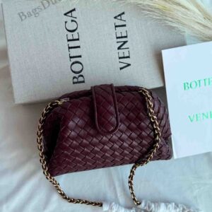 Shop Bottega Veneta Lauren 1980 Clutch Bag | Bags Dubai
